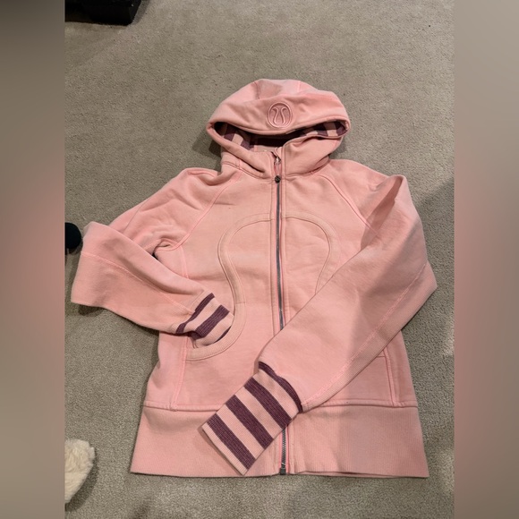 Lululemon Scuba Hooded Jacket - Picture 5 of 9